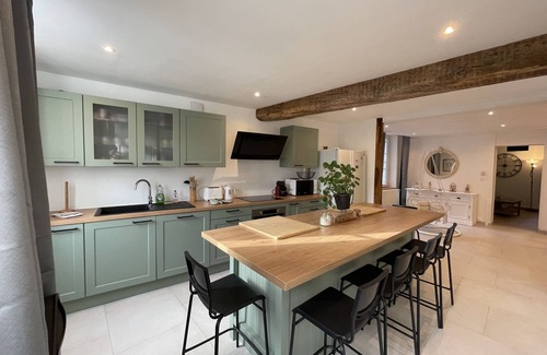Chablis House | The Authentic family town house