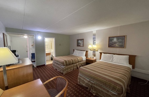Bennington Hotel | The Autumn Inn