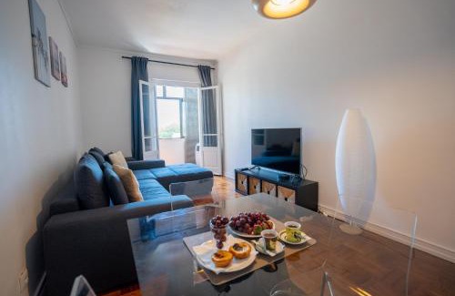 Avenida de Roma Apartment | The Av. Roma Apartment