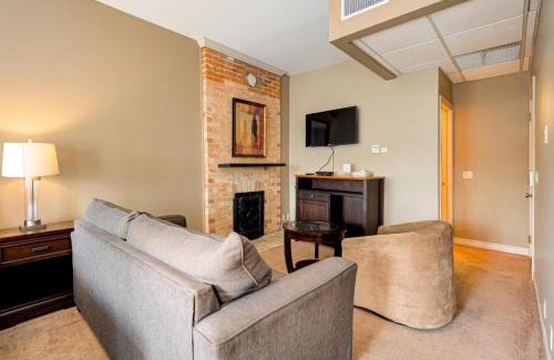 Stratford Hotel | The Avonlea Inn