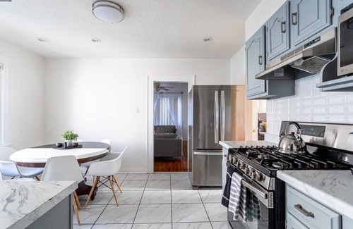 Brooklawn - St. Vincent Apartment | The B&W Haven: Stylish 3BR Escape with Private Office by LI Ferry