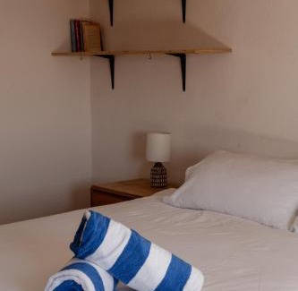 La Fortuna Cabin | The Baja Station - King Room