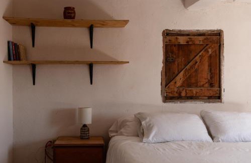 La Fortuna Cabin | The Baja Station - King Room