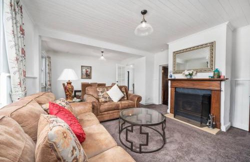 Richmond House | The Baker's Cottage in the Heart of Richmond Sleeps 6