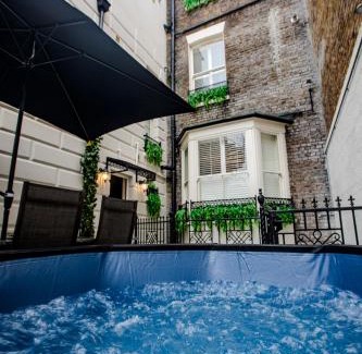 Ramsgate Apartment | The Balcony