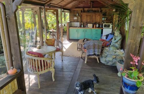 Coromandel Ski Chalet | The Bali Room