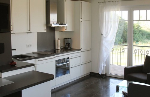 Nienhagen Apartment | The Baltic Sea on your doorstep with 2 balconies and WiFi