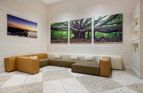 Downtown Historic District Hotel | The Banyan Hotel Fort Myers, Tapestry Collection by Hilton