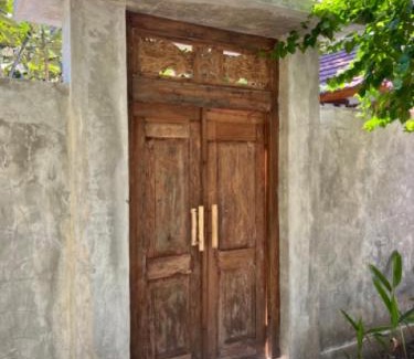 Gili Air Hotel | The Barefoot Blondie Village