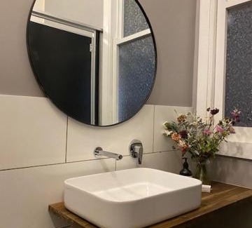 Ararat Hotel | The Barkly Bistro Bar & Accommodation