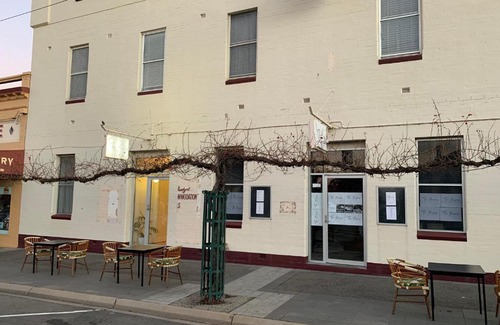 Ararat Hotel | The Barkly Bistro Bar & Accommodation