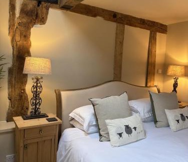 Picklescott House | The Barn at Middle Farm and Cottages