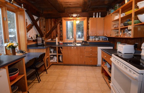 La Peche House | The Barn - A Gathering Place, 90 Acres Bordering Gatineau Park