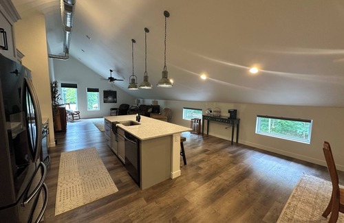 Oakdale House | The Barn Loft