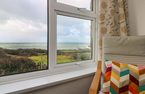 Gunwalloe Cottage | THE BARN, pet friendly, country holiday cottage in Gunwalloe