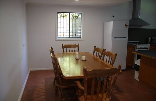 Bombowlee Cottage | The Barn Tumut River