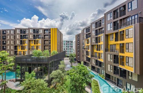 Phuket Apartment | The Base Central Phuket-C4YW