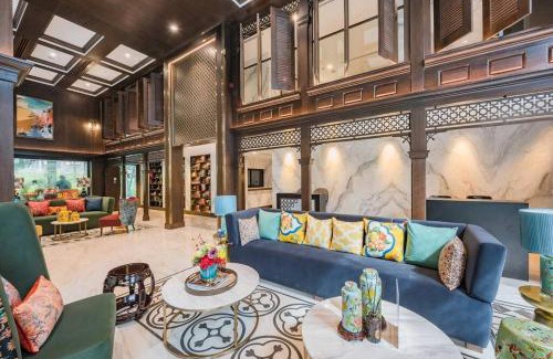 Phuket Apartment | The Base Central Phuket-C4YW
