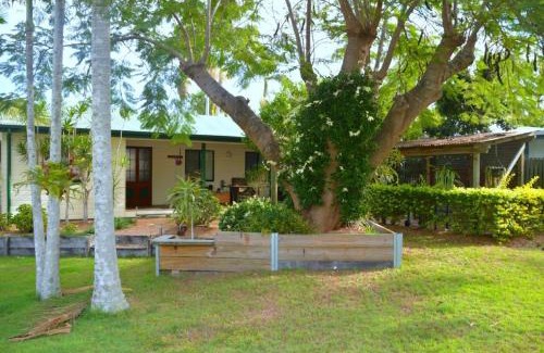 Traviston House | The Batch
