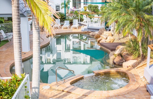 Coolangatta Apartment | The Bay Apartments