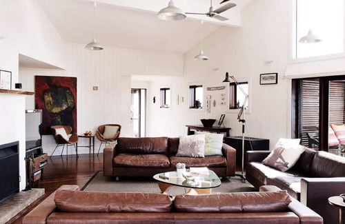 Catherine Hill Bay House | The Bay On The Central Coast by Contemporary Hotels