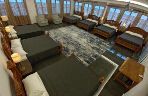 Kampung Bahasa Kapor Villa | The Bay PD Beachfront Villa