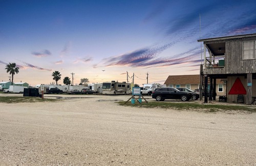 Port Lavaca Apartment | The Bayshore at Magnolia Beach