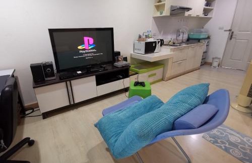 Ban Bang Saen Apartment | The Beach Bangsaen Condo Sea View Room 327-62 Top Floor-Free Netflix