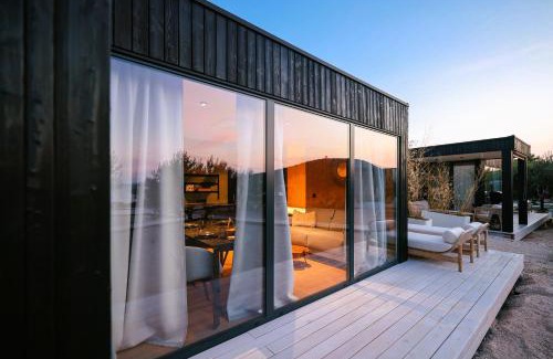 Tisno Villa | The Beach Eco Resort by OIKO Collection