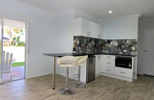 Bargara House | The Beach House - 16 Clarke Street