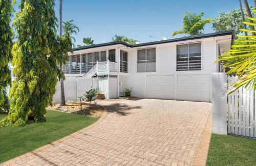 Pallarenda House | The Beach House at Pallarenda