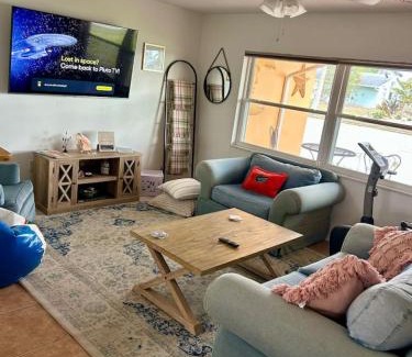 West Bradenton House | The Beach House Escape