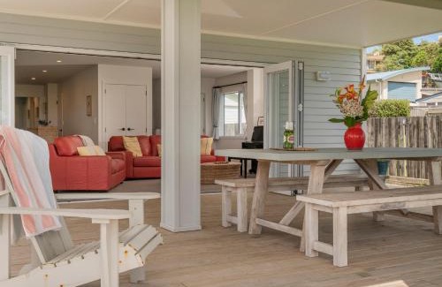 Rings Beach House | The Beach House - Kuaotunu Holiday Unit