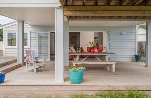 Rings Beach House | The Beach House - Kuaotunu Holiday Unit