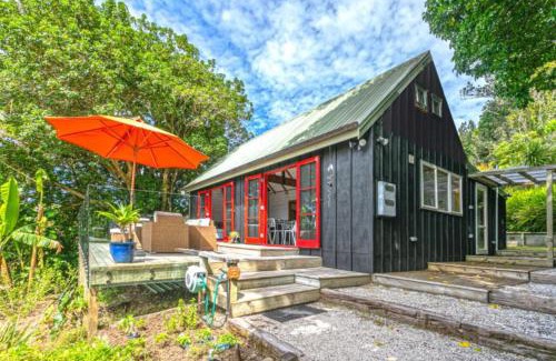 Tairua House | The Beach House - Tairua Holiday Home