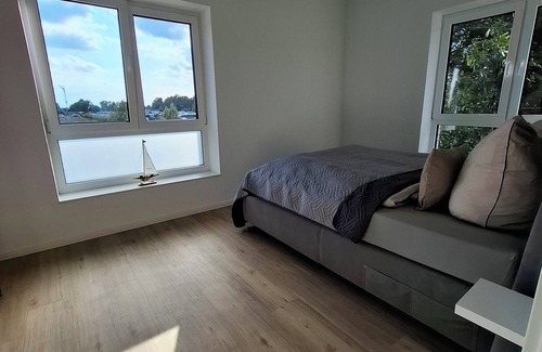 Lembruch House | The beach house, up to 8 people, with garden, 200 meters to the lake