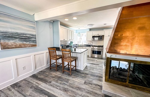 Vermilion House | The Beach House: Vermilion