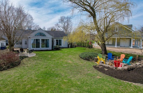 Vermilion House | The Beach House: Vermilion