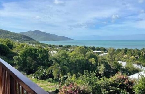 Hideaway Bay House | The Beach is Calling…