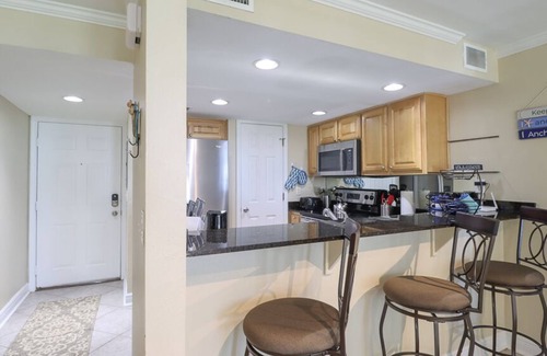 Biloxi Condo | The Beach Just Called. Asking For You! 2 Bedroom/2 Bath- Sleeps 6!