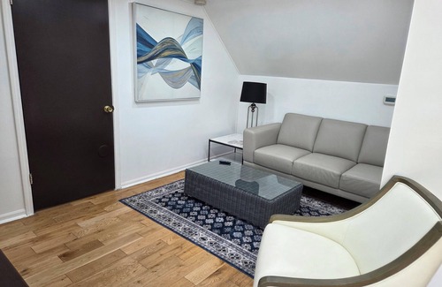 Whiting Apartment | The Beach Loft
