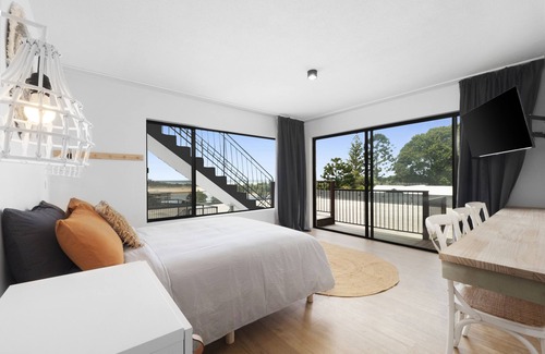 Nambucca Heads Hotel | The Beach Rooms