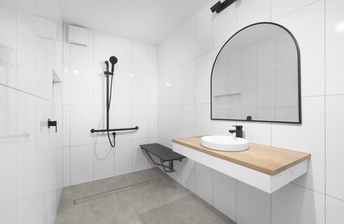 Nambucca Heads Hotel | The Beach Rooms