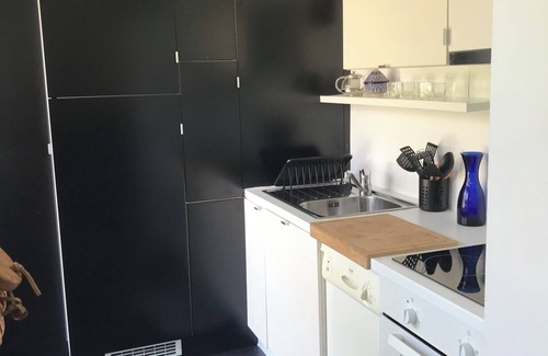 Carnac Apartment | The beach two minutes away, beautiful apartment with private garden and south terrace