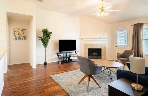 Denton House | The Beacon on Beatriz