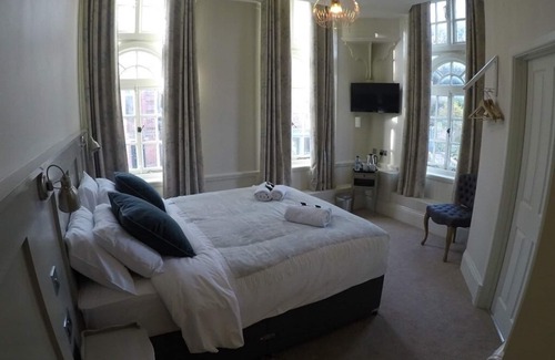 Marlborough Hotel | The Bear Marlborough