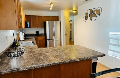 Calhan Apartment | The beauty of Meldy 3-bedroom apartment with WiFi, AC in delightful Calhan