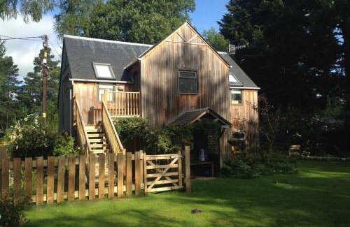 Newtonmore Apartment | The Beeches Studio, Highlands of Scotland
