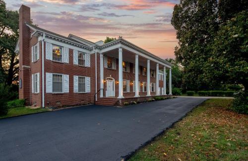 Fort Smith House | The Beland Mansion