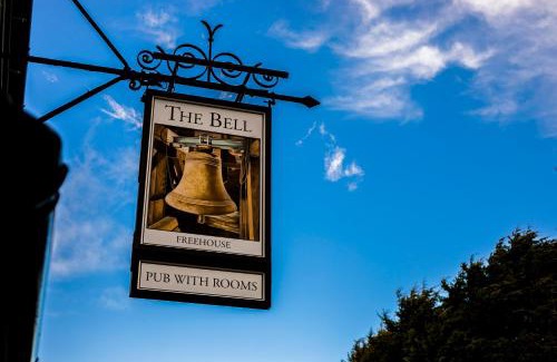 Quedgeley Hotel | The Bell - Brunning and Price